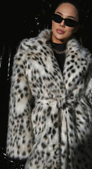 Collar Leopard Plush Overcoat