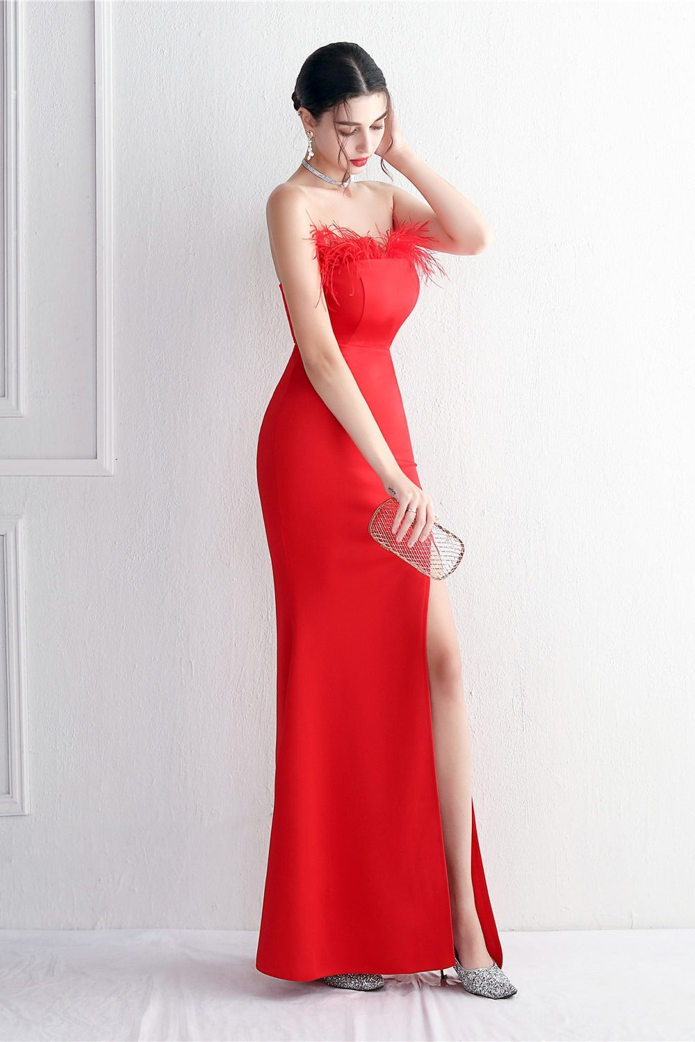 Elegant Feather Trim Strapless Formal Dress S / Red