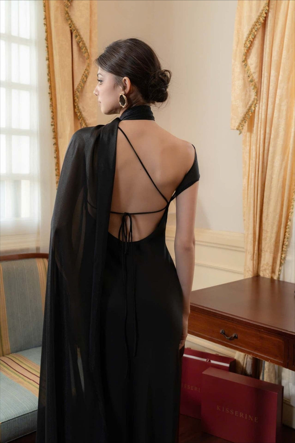 Elegant Satin Slant Neck Sheath Formal Dress S / Black