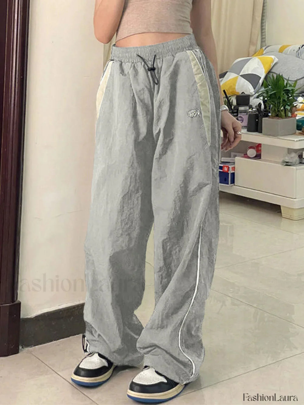 Contrast Piping Black Baggy Sweatpants Silver / M Wide Leg Pants