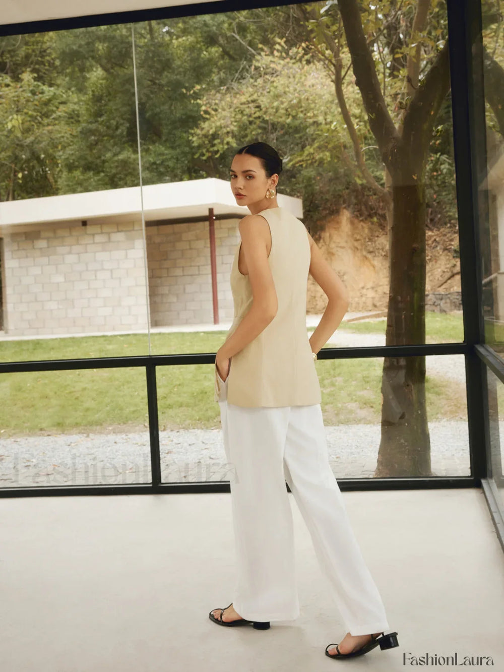 Cotton Blends Graceful Button Split Vest Vests