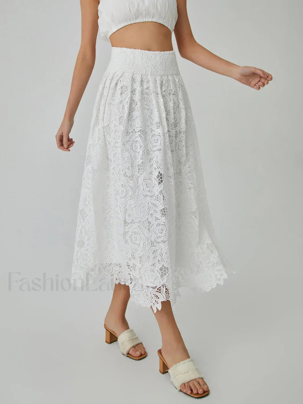 Eyelet Rosebud Graceful Pattern Maxi Skirt Skirts