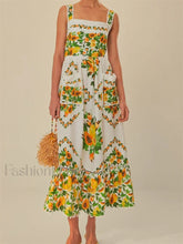 Floral Pocket Square Neck Maxi Dress green / S