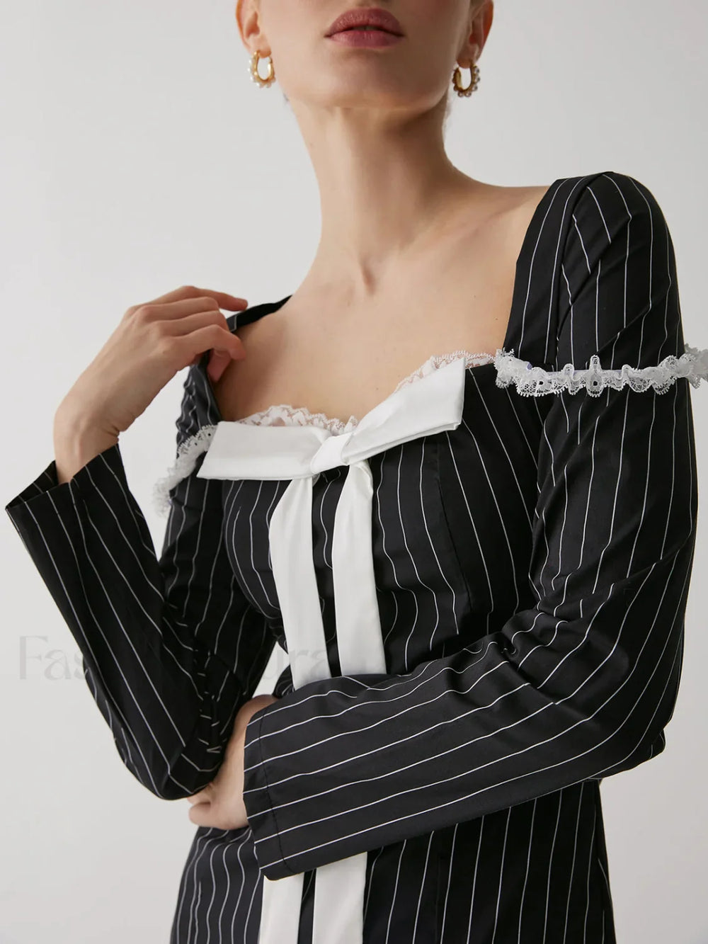 French Square Graceful Neck Short Dress Dresses