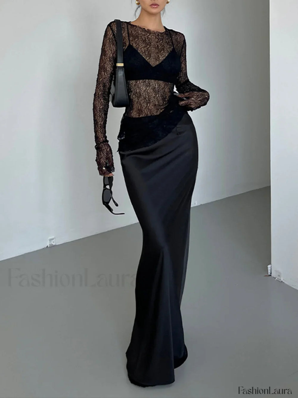 Lace Raw Hem Crew Modern Neck Long Sleeve Top T Shirts