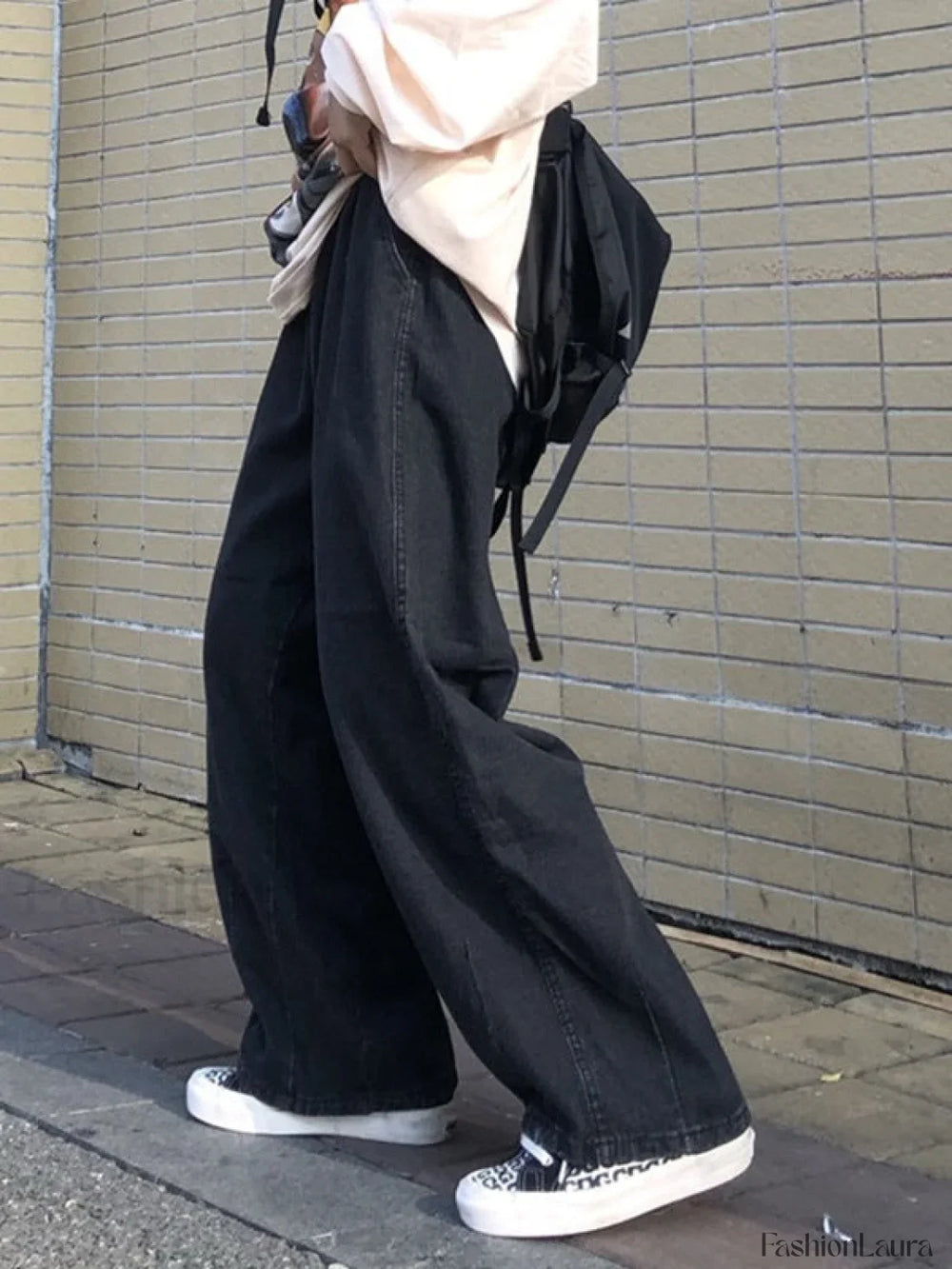 Men’s Basic Wash Skate Fit Jeans Black / M loose jeans