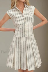 Minimalist Slimming Sleeveless Button Front Work Dress Apricot / S