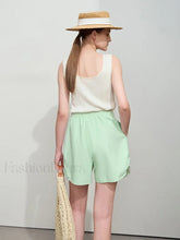 Minimalist Women Pleated Pocket Design Loose Short