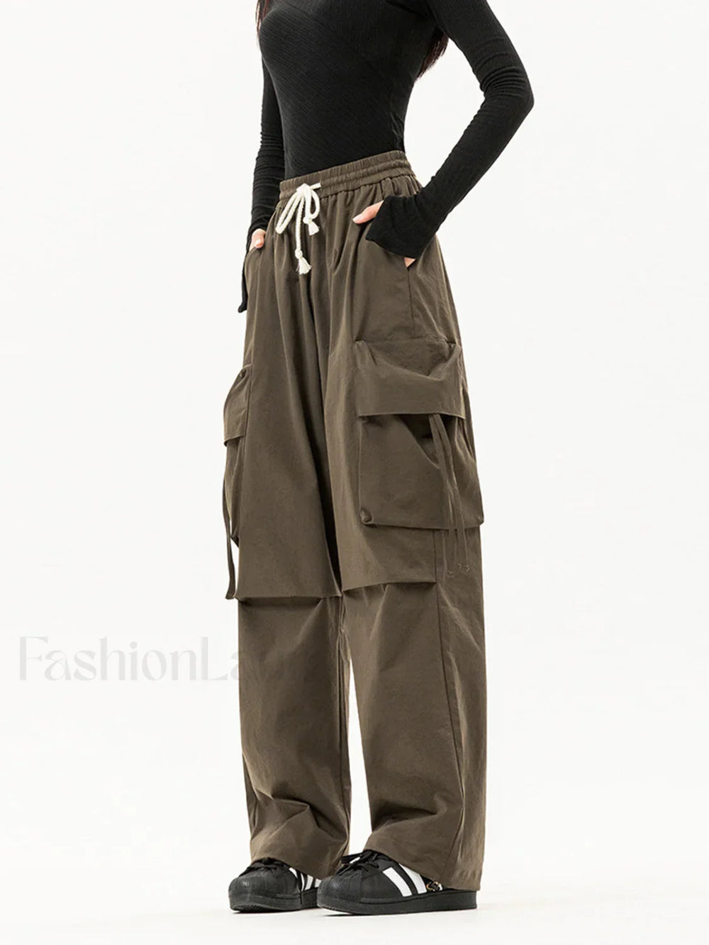 Release Me Graceful Pockets Cargo Pants Pants