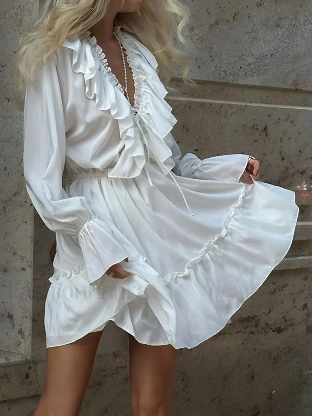 Ruffle Collar Graceful Short Dress Dresses