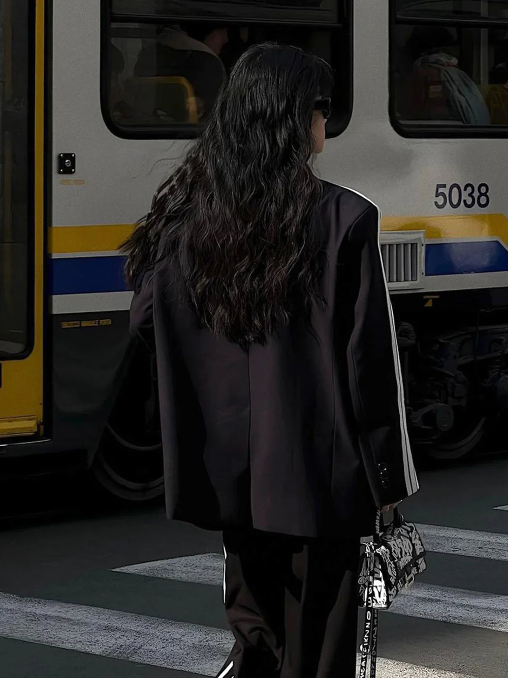 Side Striped Graceful Long Sleeve Blazer Blazers