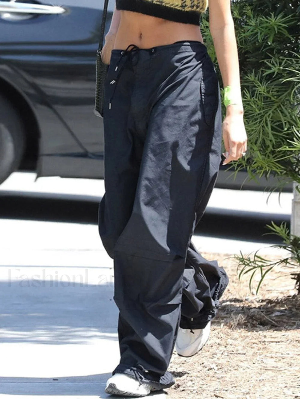 Size Friendly Low Waist Parachute Cargo Pants Cargo Pants