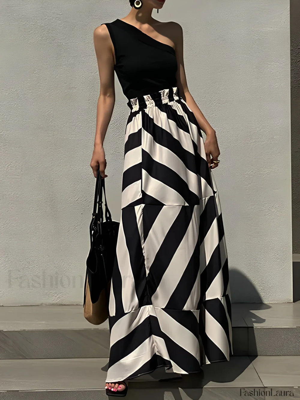 Stripe Print Graceful Long Skirt BlackandWhite / S Skirts
