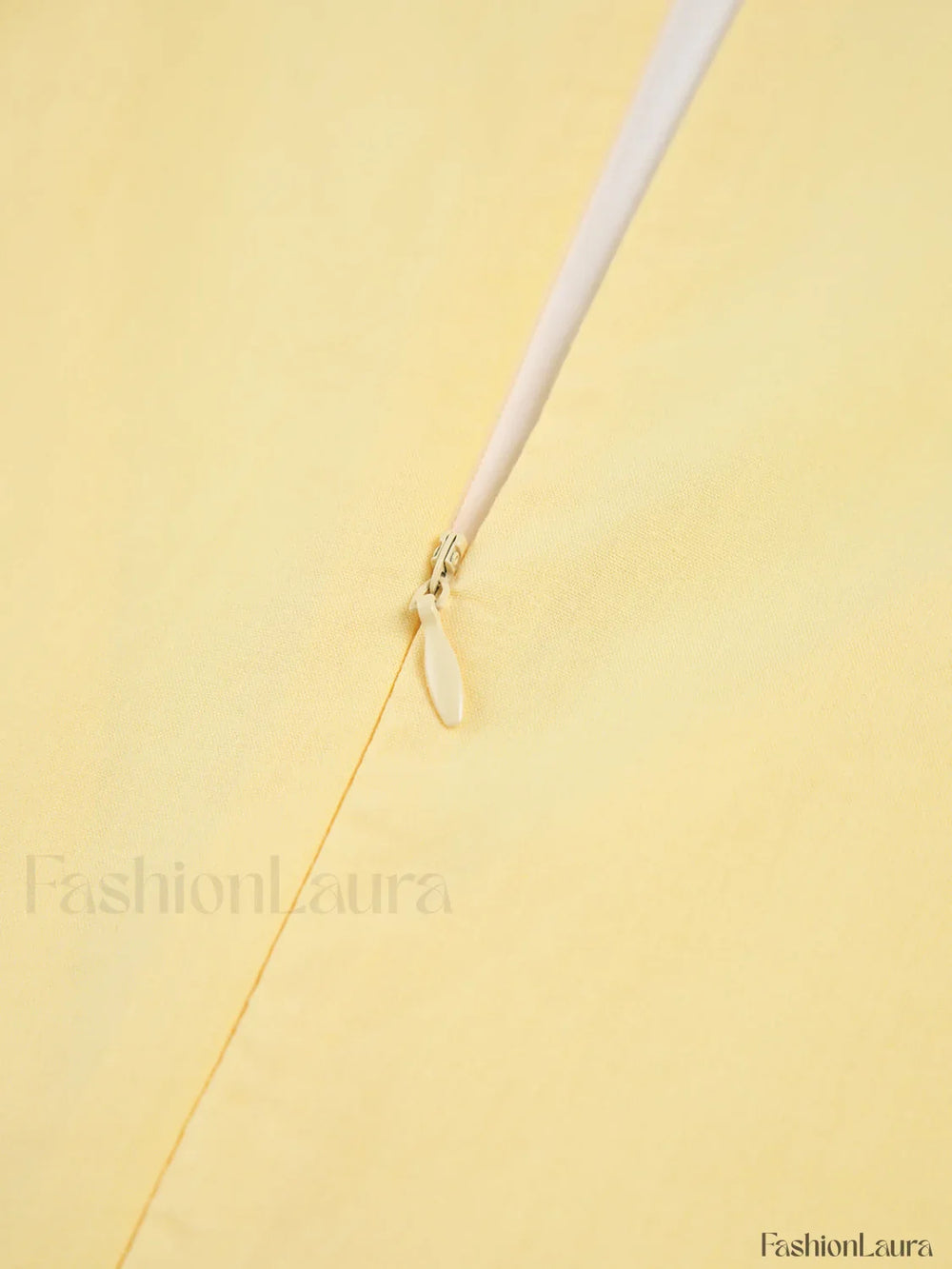 Sunshine Zippered Plunge Trendy Skater Short Dress Dresses