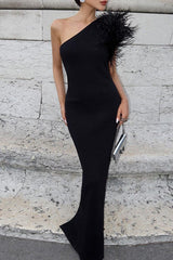Elegant Feather One Shoulder Party Dress