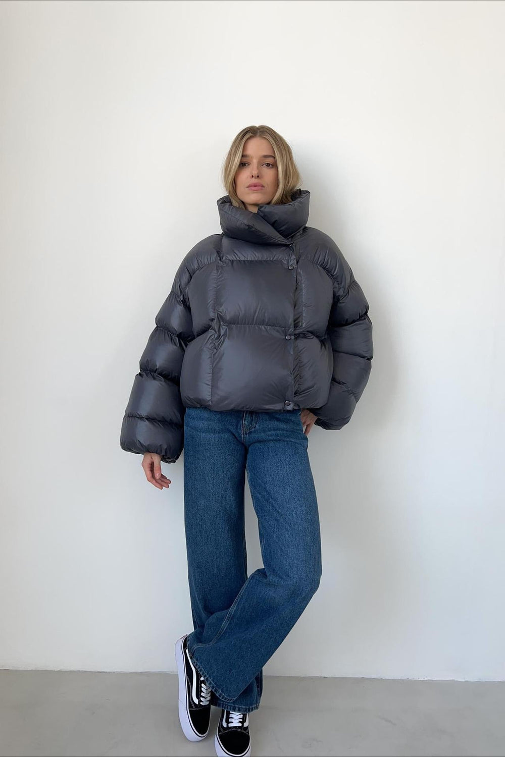 Short Hooded Puffer Jacket