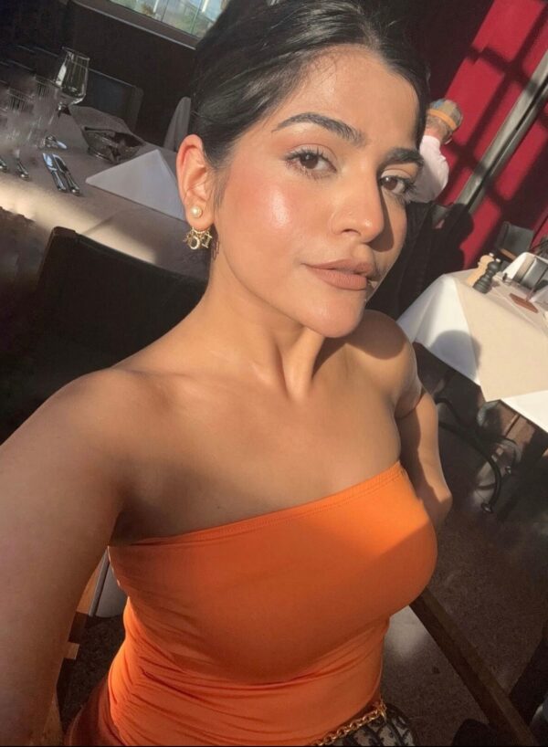 Kritika Khurana X Miakee – Aliza