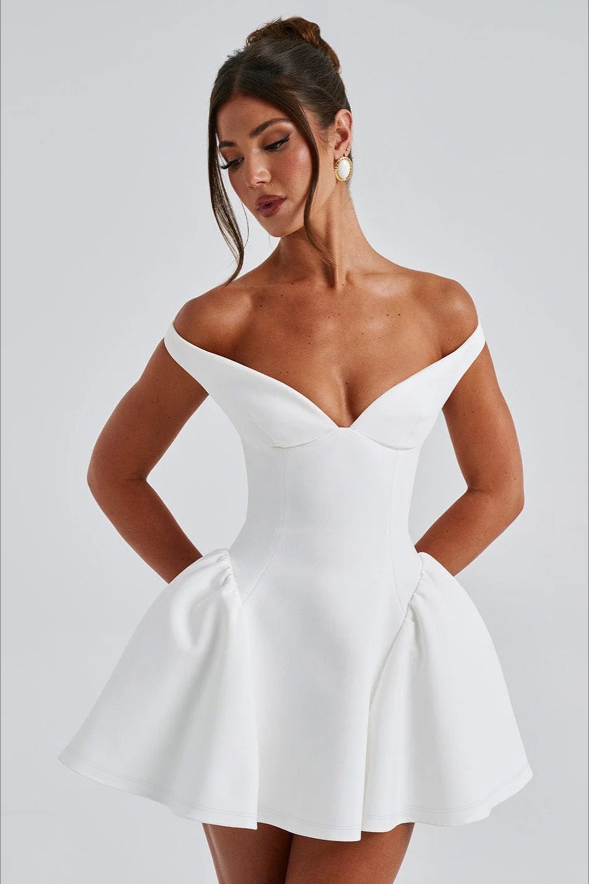 Sexy Low Cut Backless Party Dress S / White
