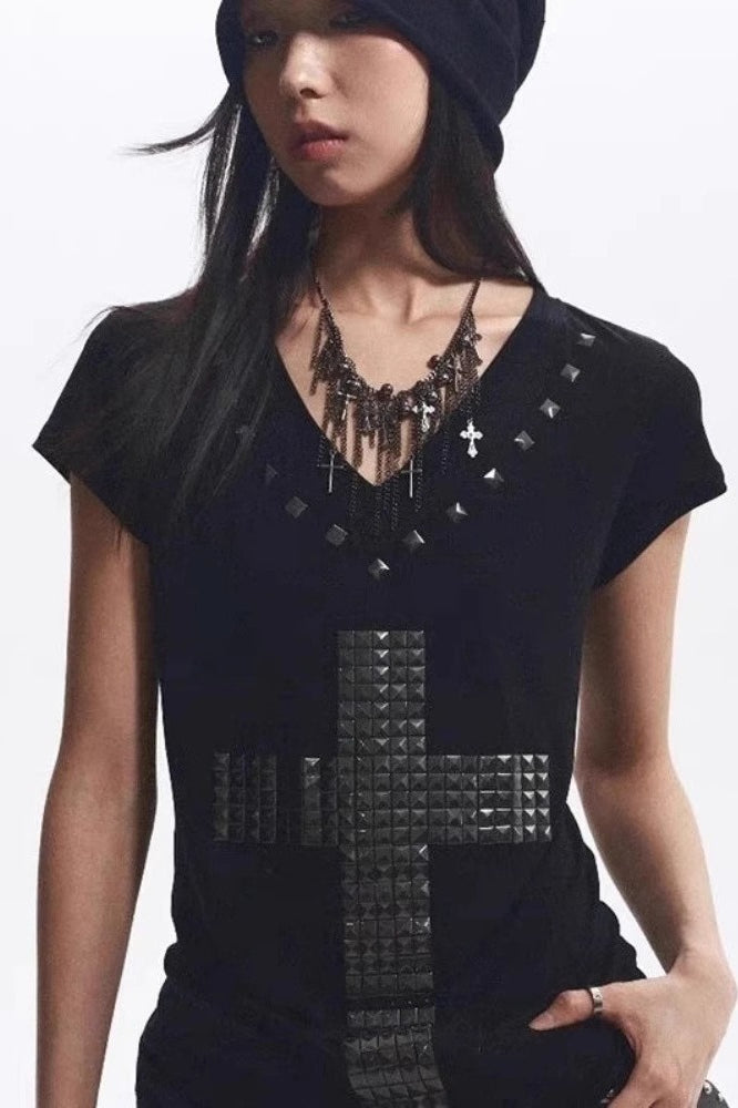 Loose V-Neck Cross Foil T-Shirt