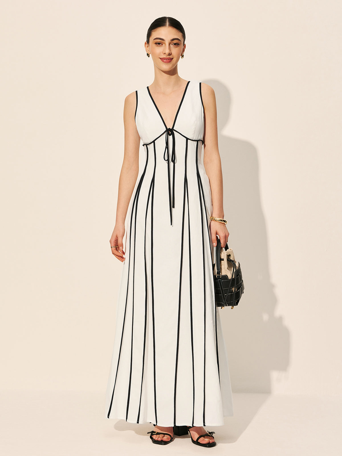 Contrast Trim Dress With Pockets Dresses