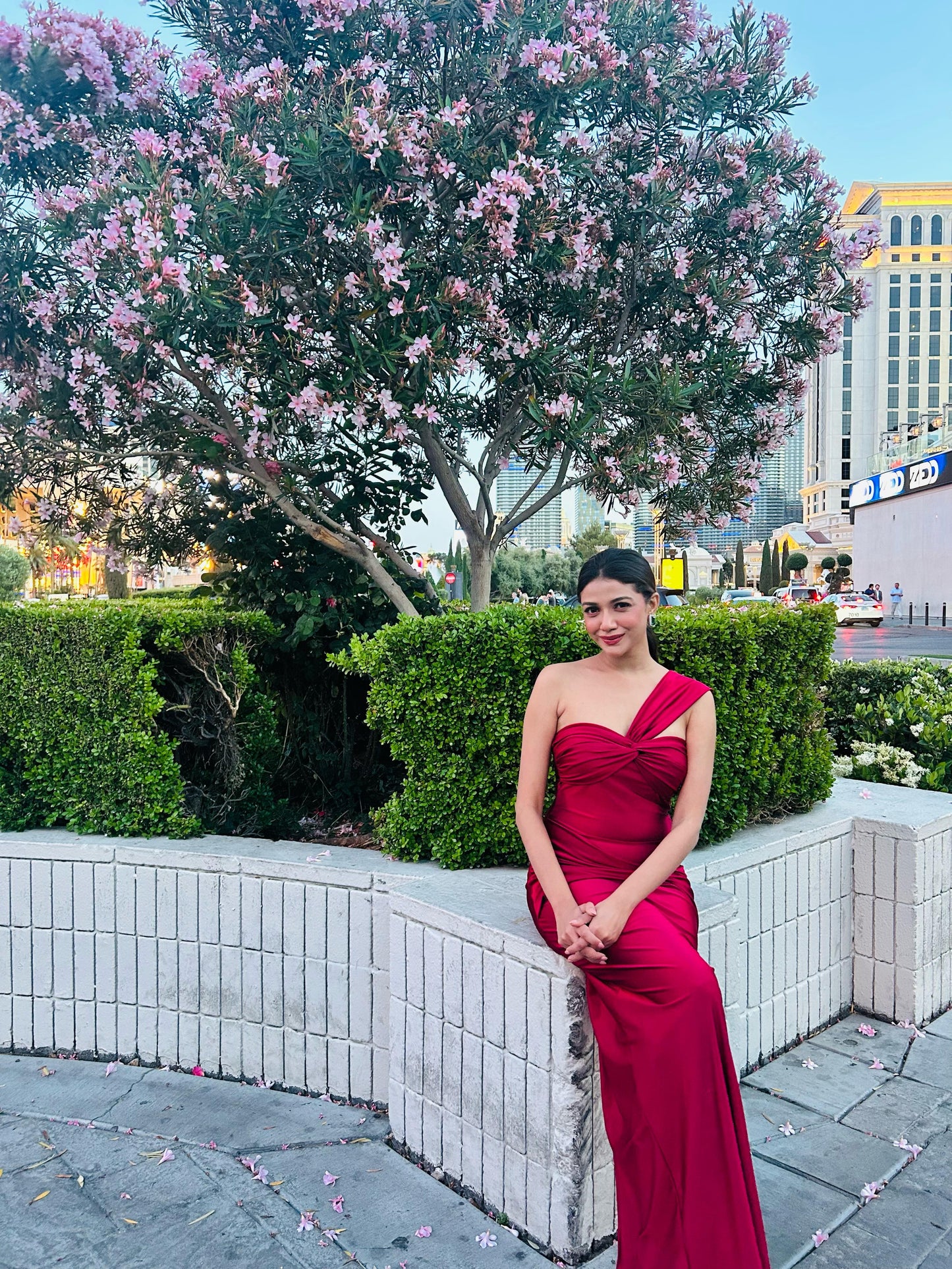 Saura Seni X Miakee - Trapeze