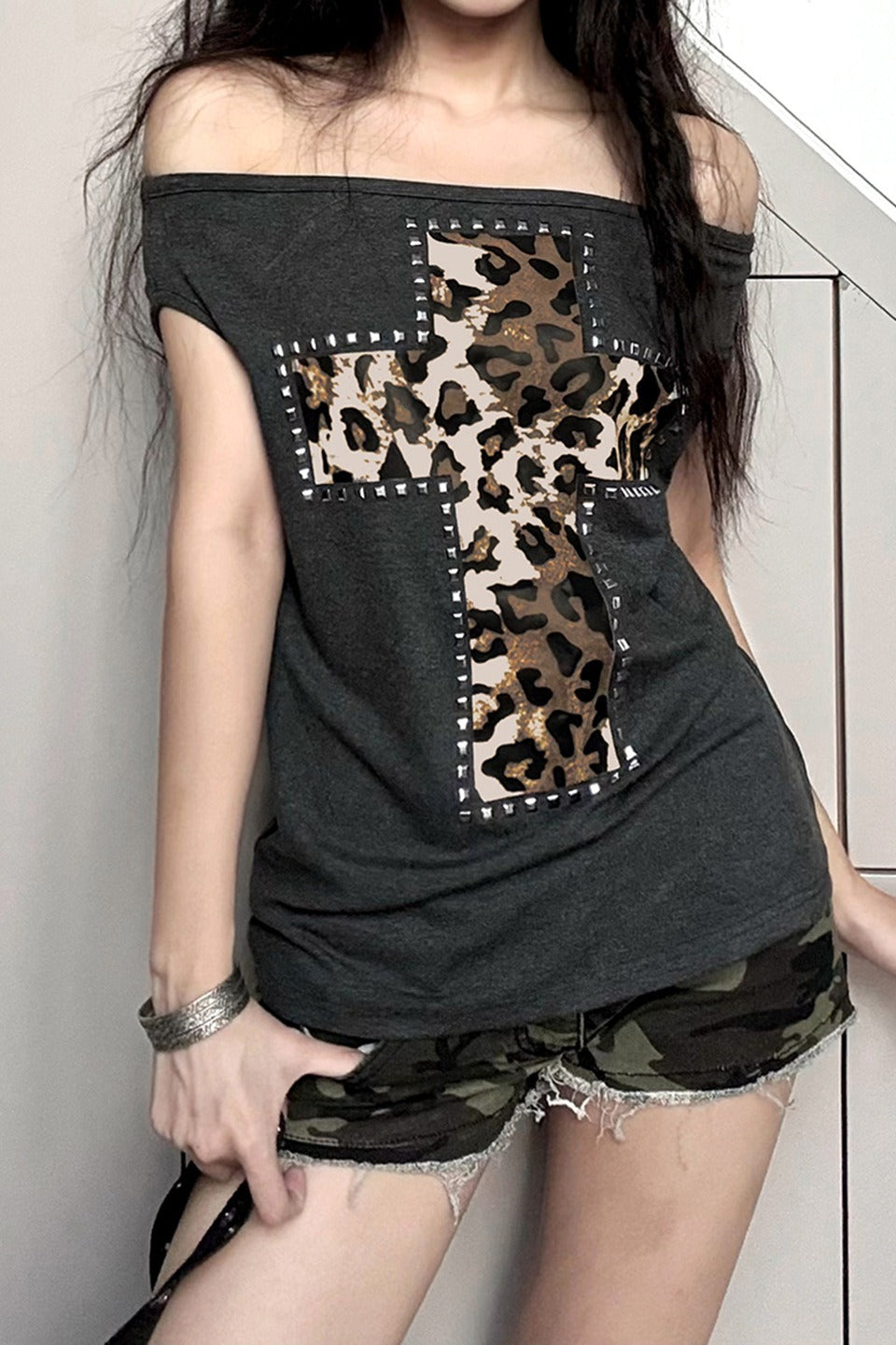 Sexy Leopard Print Slim Fit T-Shirt