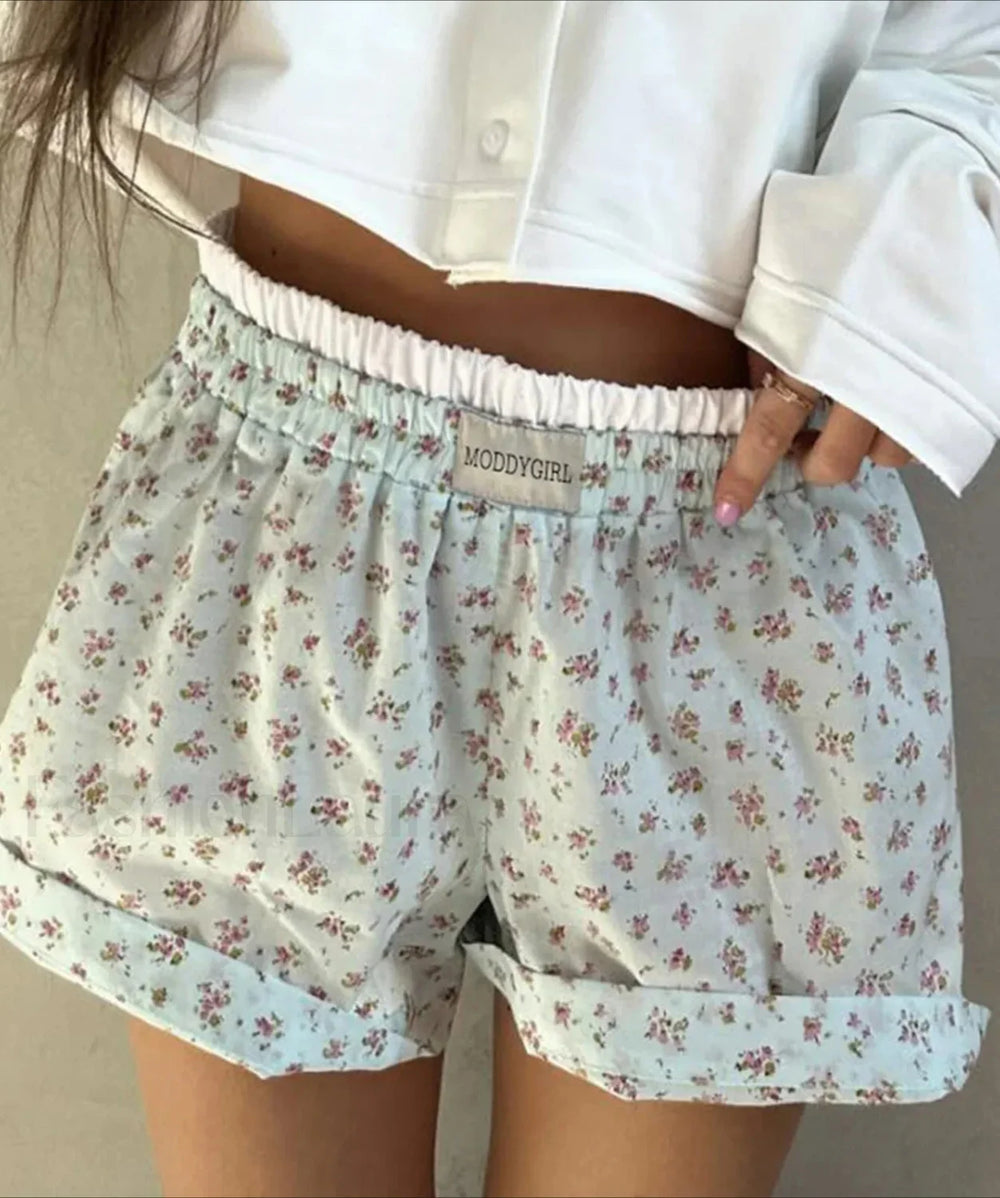 Casual Floral Patchwork Loose Mid Waisted Short