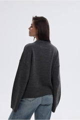 Round Neck Relaxed Knit Sweater