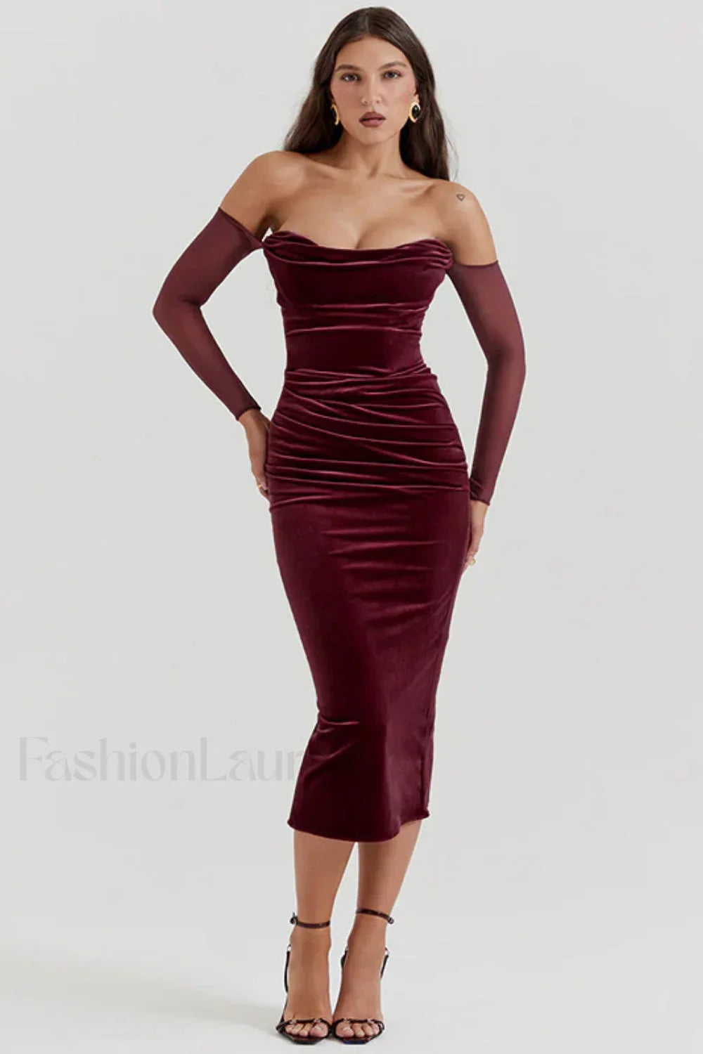 Celebrity Temperament Sexy Suede Shrinkle Shoulder Maxi Dress
