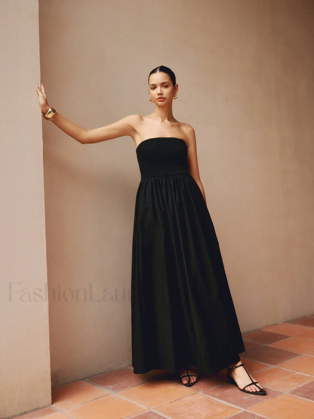 Cotton & Linen Trendy Pleat Strapless Long Dress Black / XS Dresses