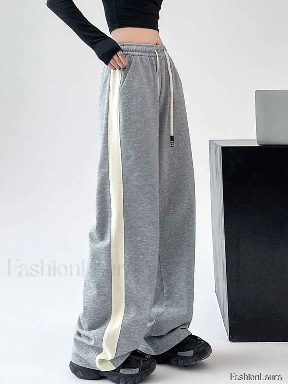 Drawstring Contrast Trim Trendy Wide Leg Sweatpants Sweatpants