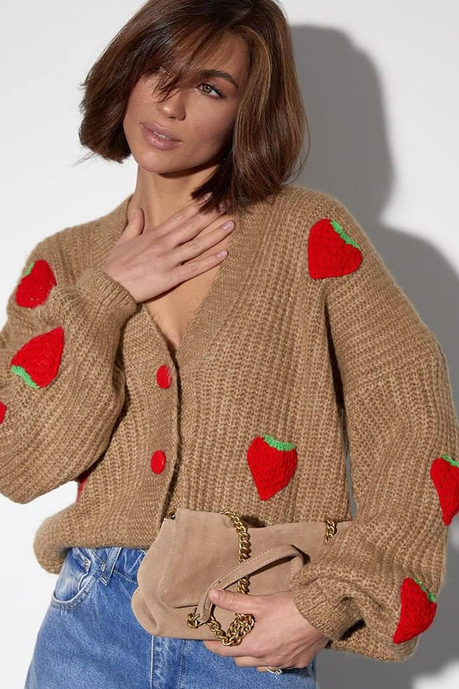 Strawberry Appliqué Chunky Knit Sweater S / Light Tan