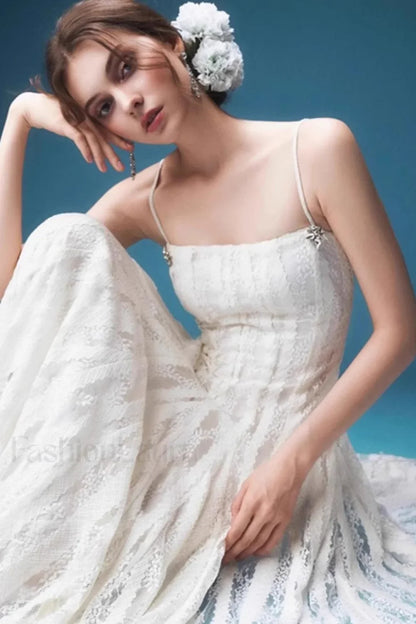 Elegant Lace Strapless Maxi Dress