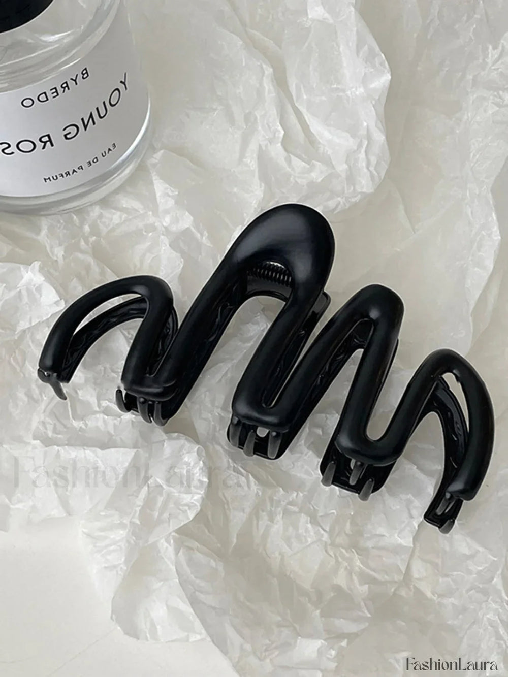 Essential Hair Claw Hair Accessories