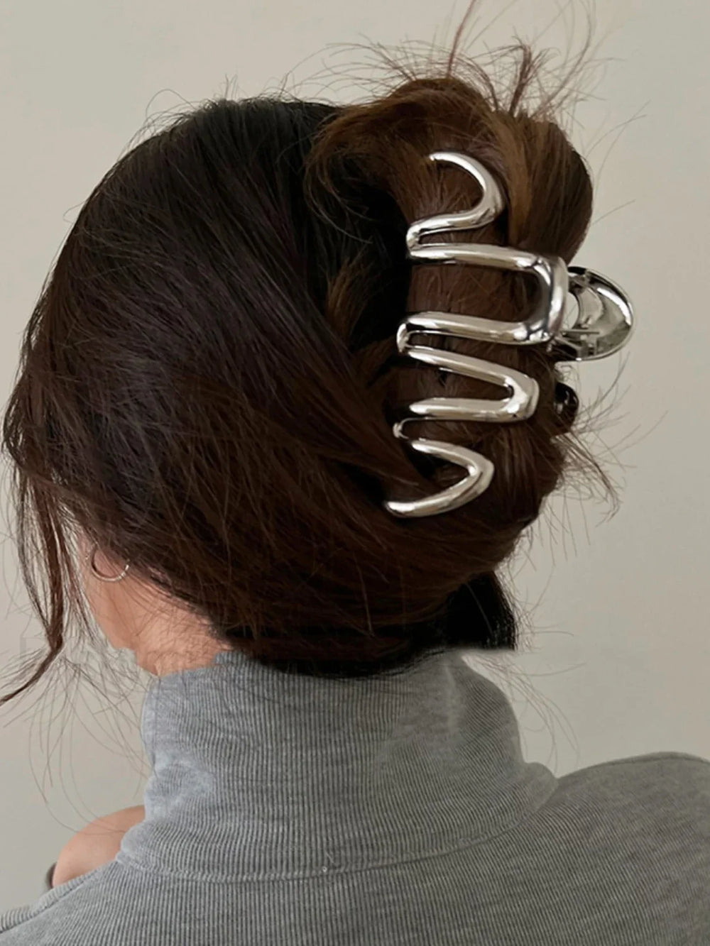 Essential Hair Claw Silver / One Size Hair Accessories