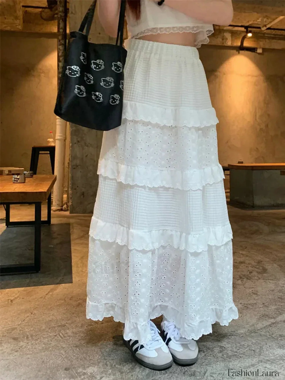 Heavy Industry Embroidered White Lace A line Skirt WHITE / One Size