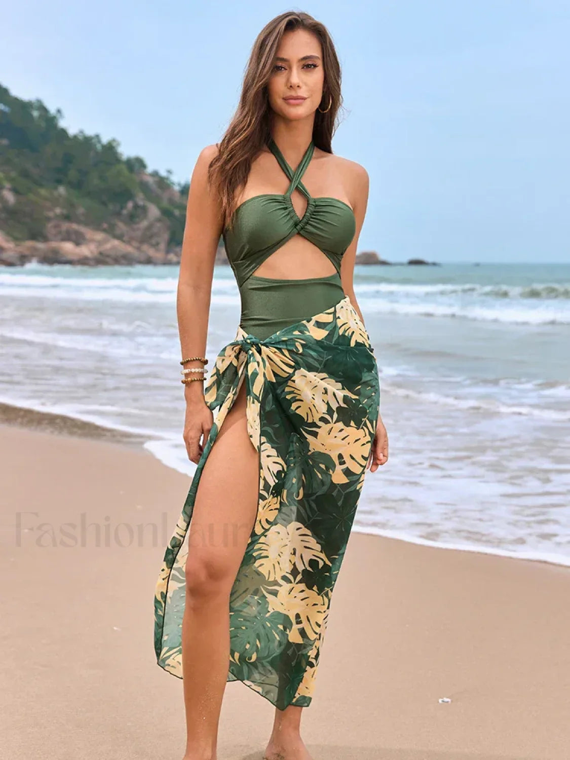 Hollow Out Skirted Three Piece Set Green / S