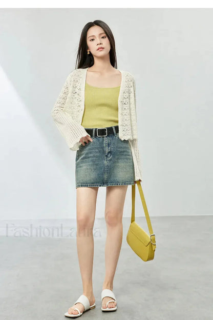 Hollow Out V neck Knit Cropped Cardigan White / S