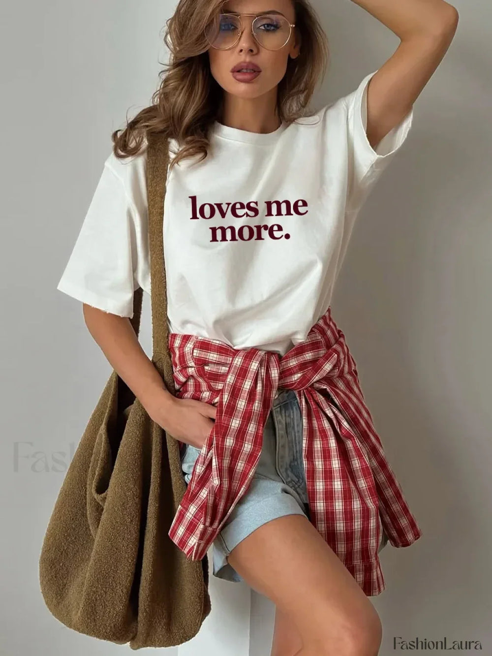 Letter Love Me More Printed T Shirt White / M