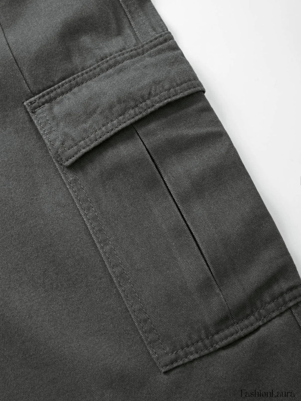 Men’s Cargo Pocket Patched Straight Leg Jeans loose jeans