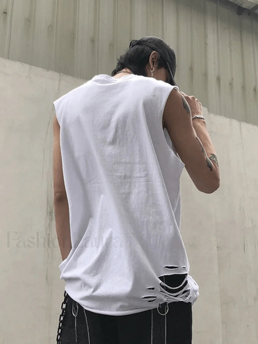 Men’s Distressed Vest Tops&Tees