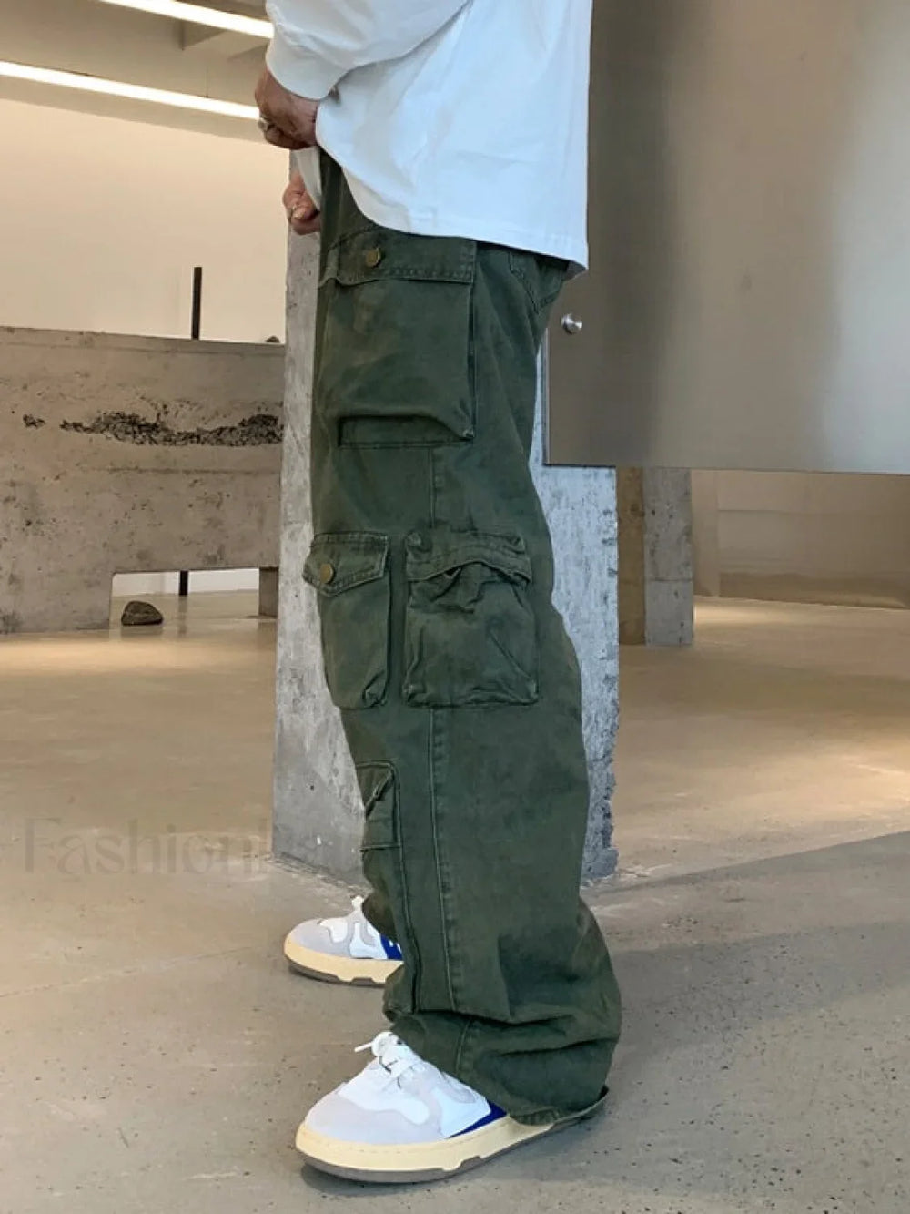 Men’s Multi Pockets Loose Cargo Pants Cargo Pants