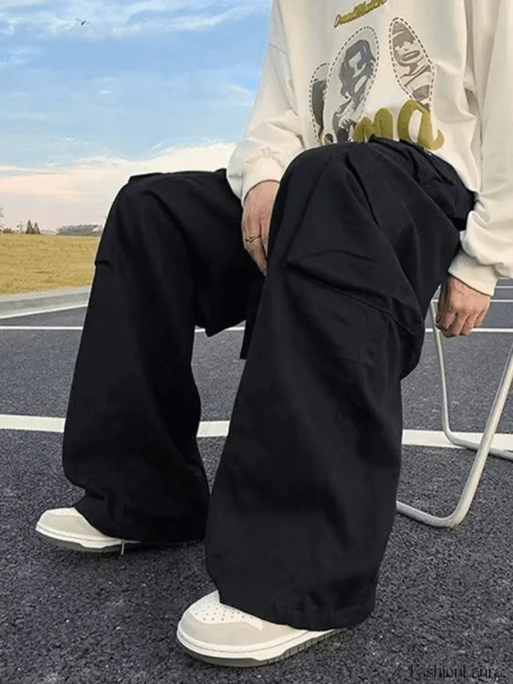 Men’s Strap Detail Pocket Loose Cargo Pants Pants
