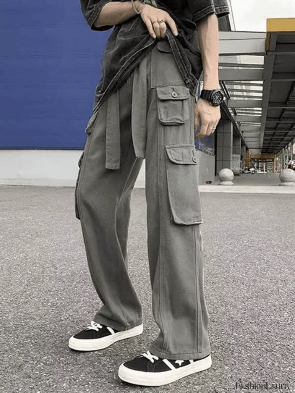 Men’s Strap Detail Pocket Loose Cargo Pants Gray / M Pants