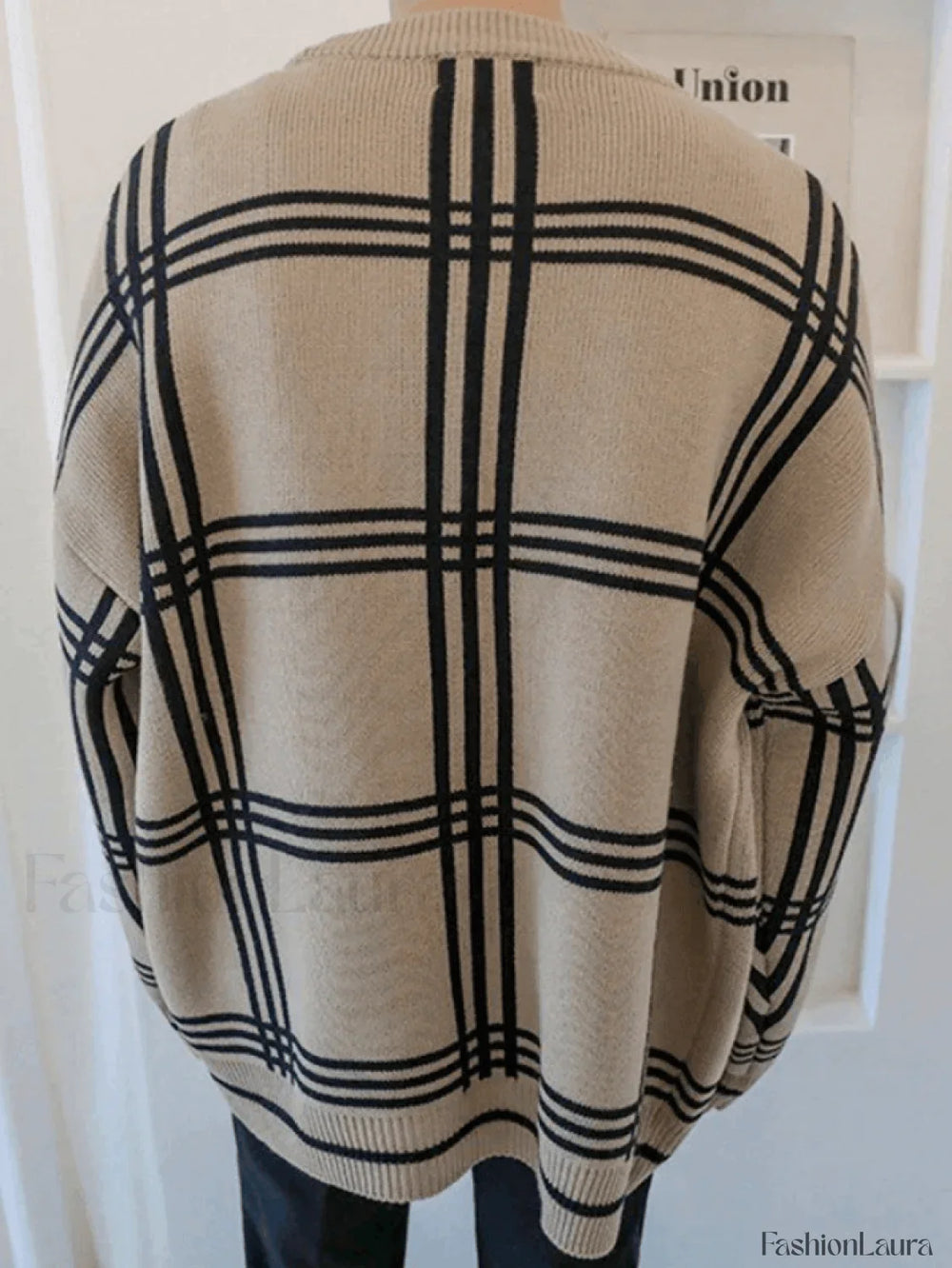 Men’s V Neck Checkered Cardigan Sweaters