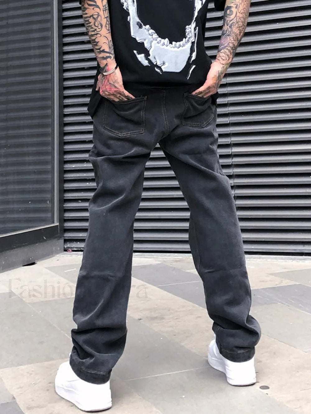 Men’s Washed Revenge Straight Leg Jeans loose jeans