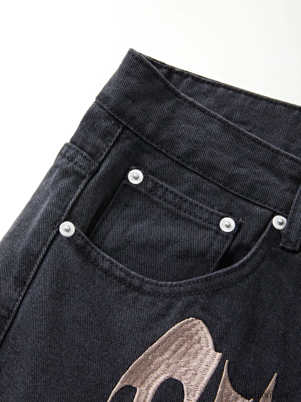 Men’s Washed Revenge Straight Leg Jeans loose jeans