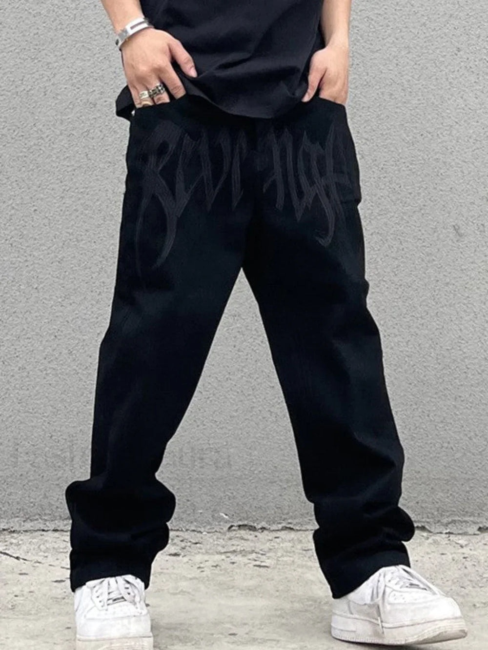 Men’s Washed Revenge Straight Leg Jeans loose jeans