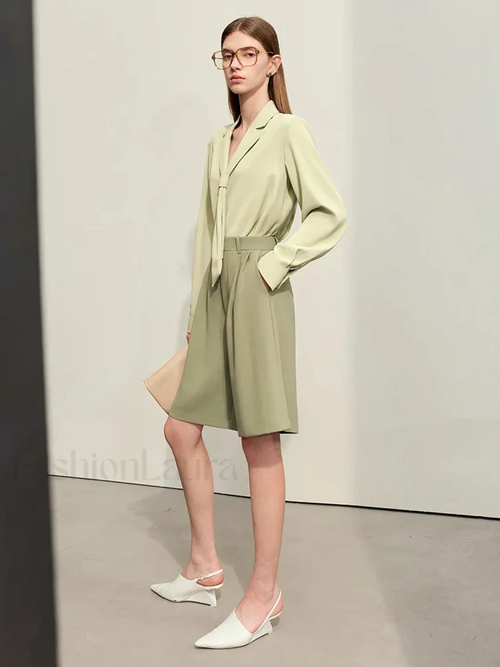 Minimalism Office Lady Shirring Wide Leg Casual Short