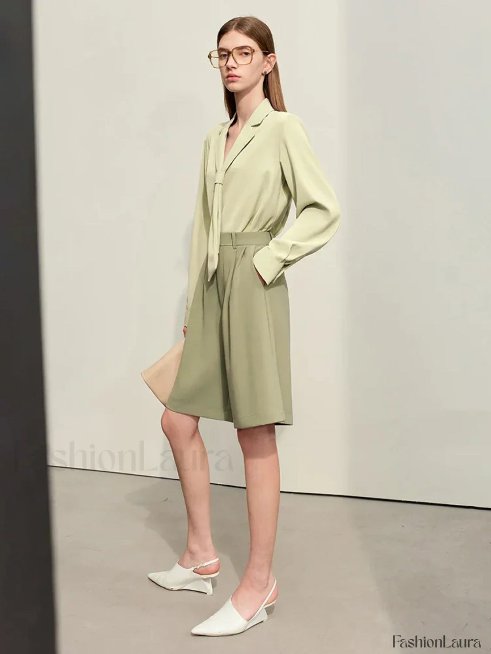 Minimalism Office Lady Shirring Wide Leg Casual Short